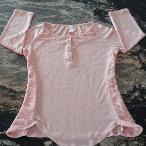 Long sleeve no boundaries shirt